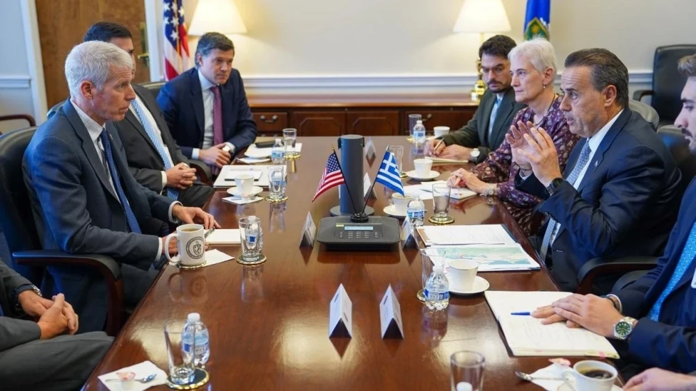 Σταύρος Παπασταύρου στις ΗΠΑ - Τι συμφώνησαν με τον Κρις Ράιτ