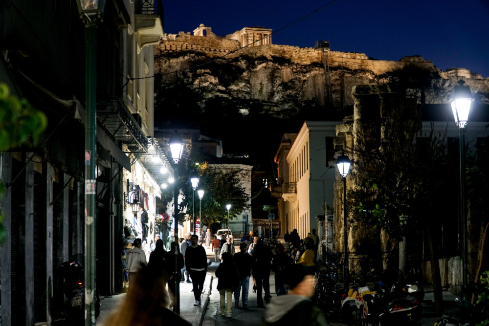 Προϋπολογισμός 2026: ενισχυμένο πακέτο 3,2 δισ. για εκατομμύρια νοικοκυριά - Τι αλλάζει στη φορολογία