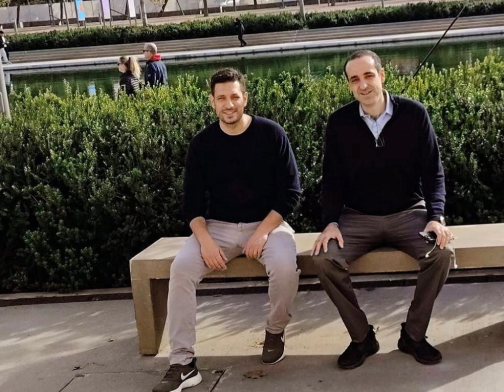 Βόλτα στο χριστουγεννιάτικο Νιάρχος για Γρηγόρη Δημητριάδη και Κώστα Κυρανάκη