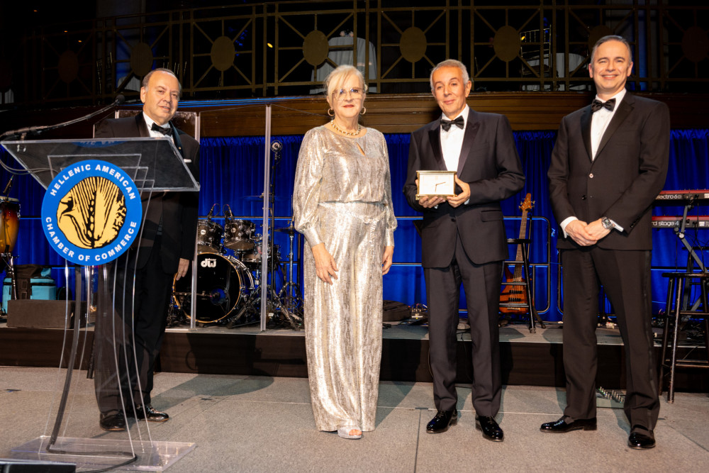 Το Ελληνοαμερικανικό Εμπορικό Επιμελητήριο τίμησε τον εφοπλιστή Δρ Γιάννη Κούστα