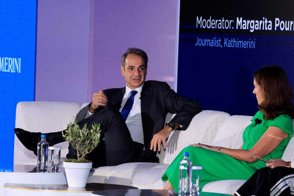 Μητσοτάκης σε Χίσλοπ: «Η χώρα έχει αφήσει πίσω της τους χαλεπούς καιρούς»