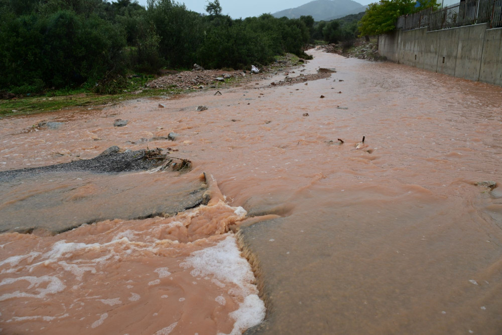 Ακινητοποιημένοι οι συρμοί του τρένου στο τμήμα Λάρισας-Λειανοκλαδίου - Με λεωφορείο οι μετακινήσεις