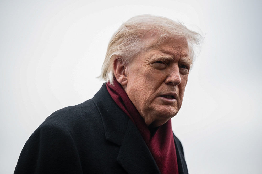 Τραμπ: Δεν είναι οριστική η πρότασή μου για την Ουκρανία - Κόκκινες γραμμές θέτει ο Μακρόν