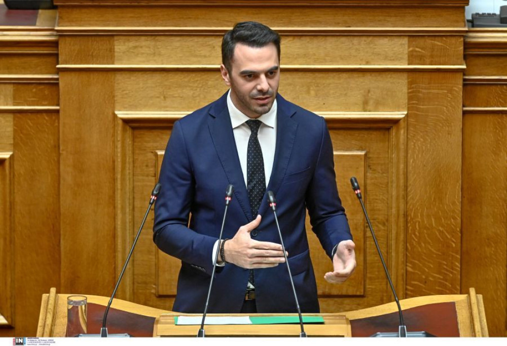 «Φωτιές» στο ΠΑΣΟΚ: Ο Χριστοδουλάκης «δείχνει» Τσίπρα και εσωκομματικούς μηχανισμούς