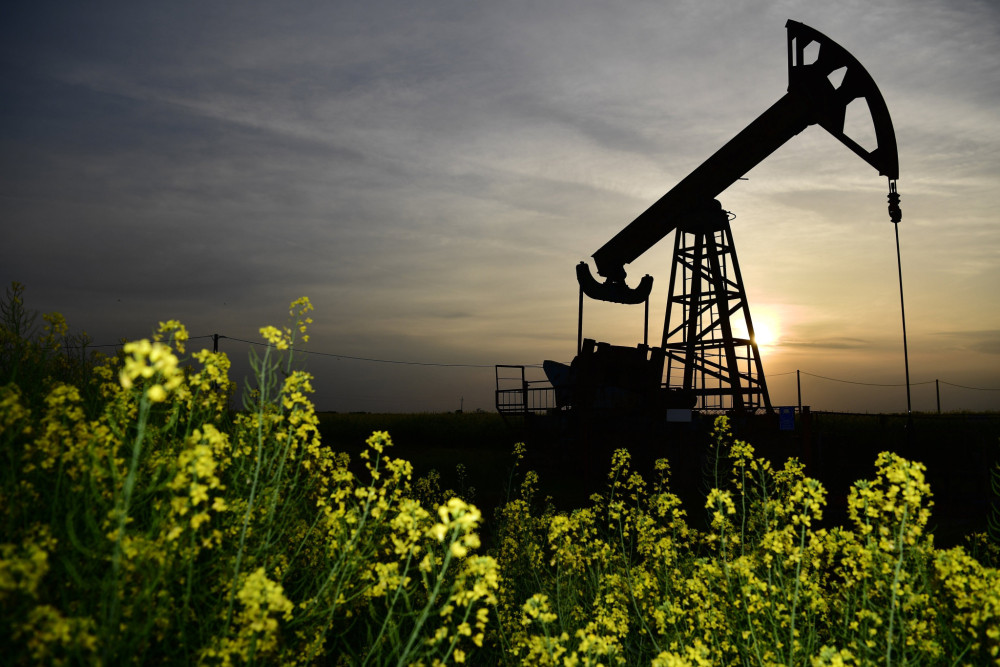 Πετρέλαιο: η απόλυτη καταιγίδα τιμών λόγω Τραμπ και γεωπολιτικής αβεβαιότητας