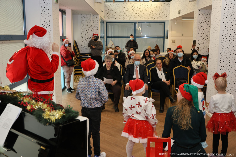 Νικήτας Κακλαμάνης: Η Βουλή θα αναλάβει τα έξοδα θωράκισης της αίθουσας του ακτινοθεραπευτικού της «Φλόγας»