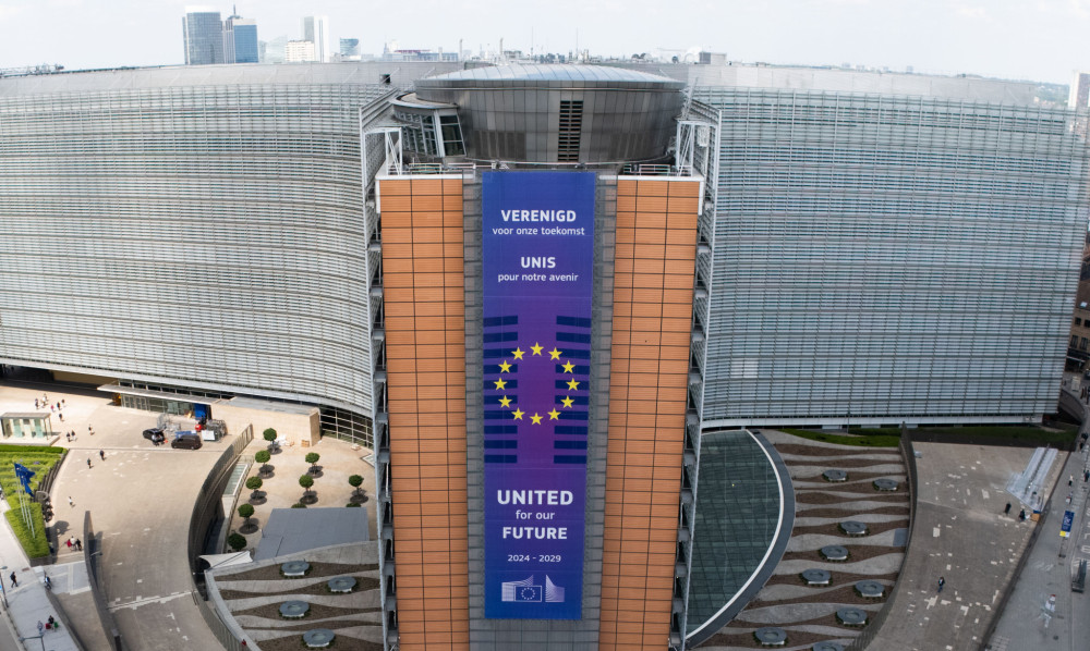 Ιστορική απόφαση ΕΕ: Μόνιμο πάγωμα ρωσικών περιουσιακών στοιχείων για στήριξη της Ουκρανίας