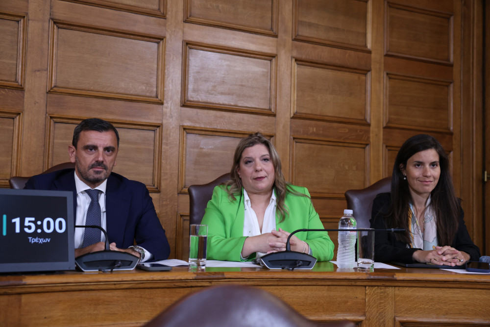 Μαρία Συρεγγέλα: μηνύει τη Ζωή Κωνσταντοπούλου για ψευδείς ισχυρισμούς