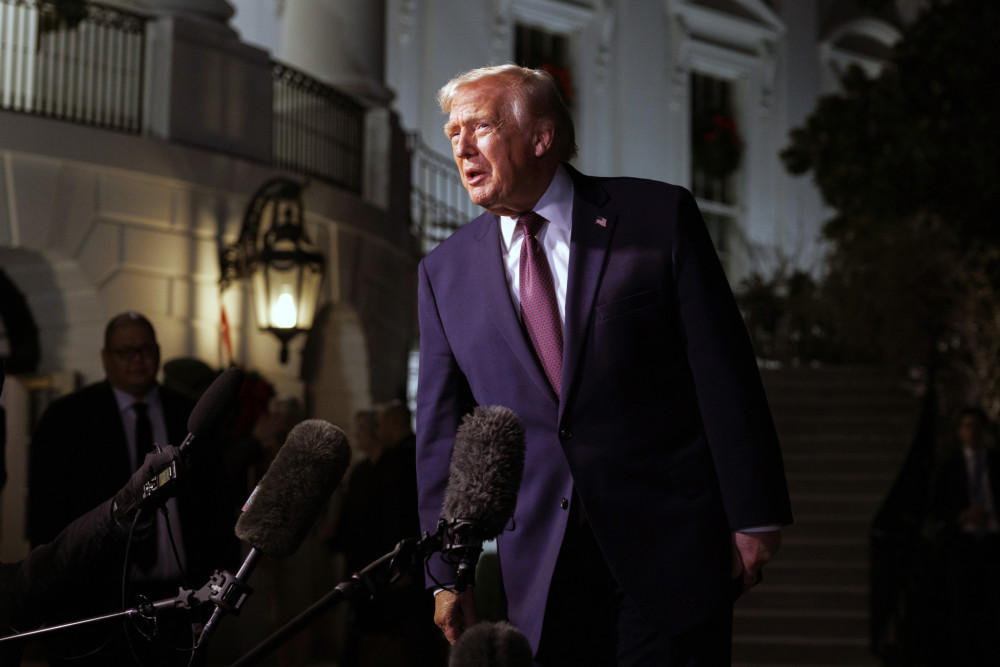 Ντόναλντ Τραμπ: Νέα γενιά πολεμικών πλοίων και κλιμάκωση της έντασης σε Αρκτική και Καραϊβική