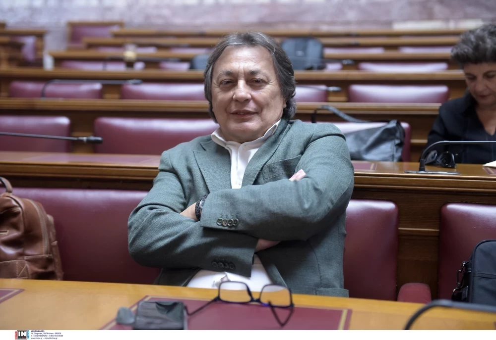 Διαλυτικές τάσεις στο Κίνημα Δημοκρατίας: το άνοιγμα Αυλωνίτη στον Τσίπρα