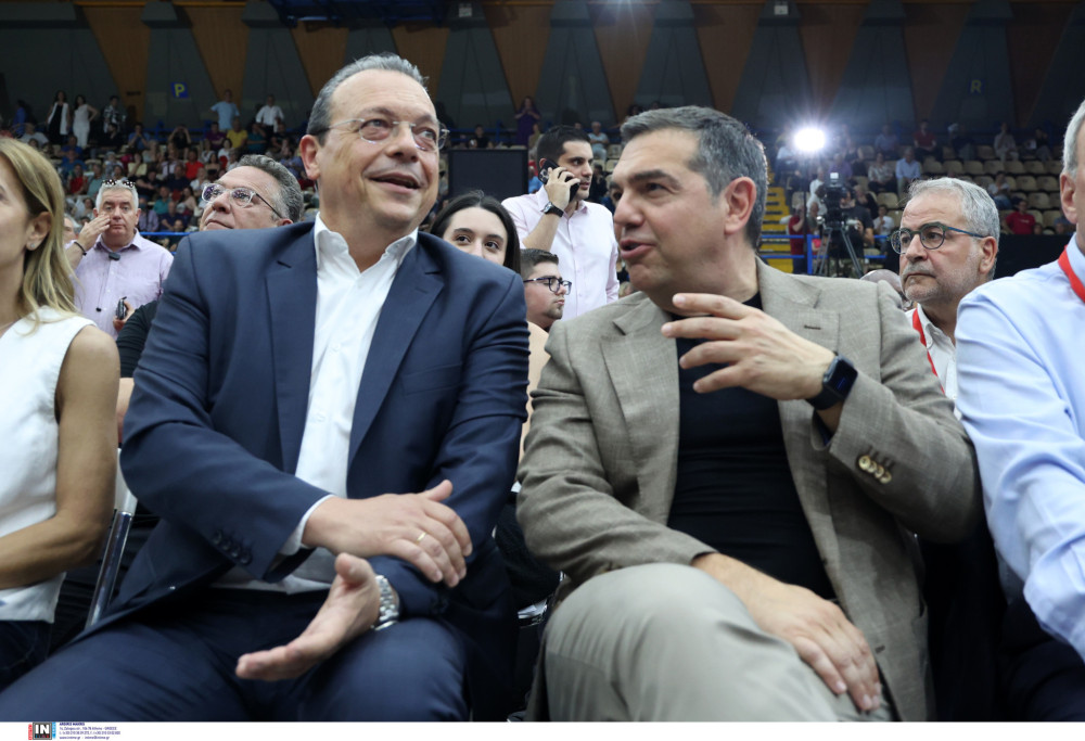 Βουλευτές του ΣΥΡΙΖΑ ετοιμάζονται να κουνήσουν μαντίλι για τα μάτια του Αλέξη Τσίπρα