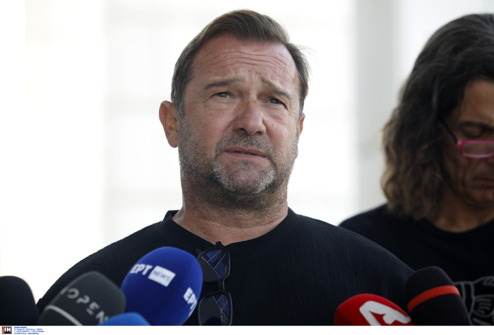 Αιχμές Πλακιά για Καρυστιανού: Θα το ξαναδείτε το έργο σε καινούργια εκδοχή