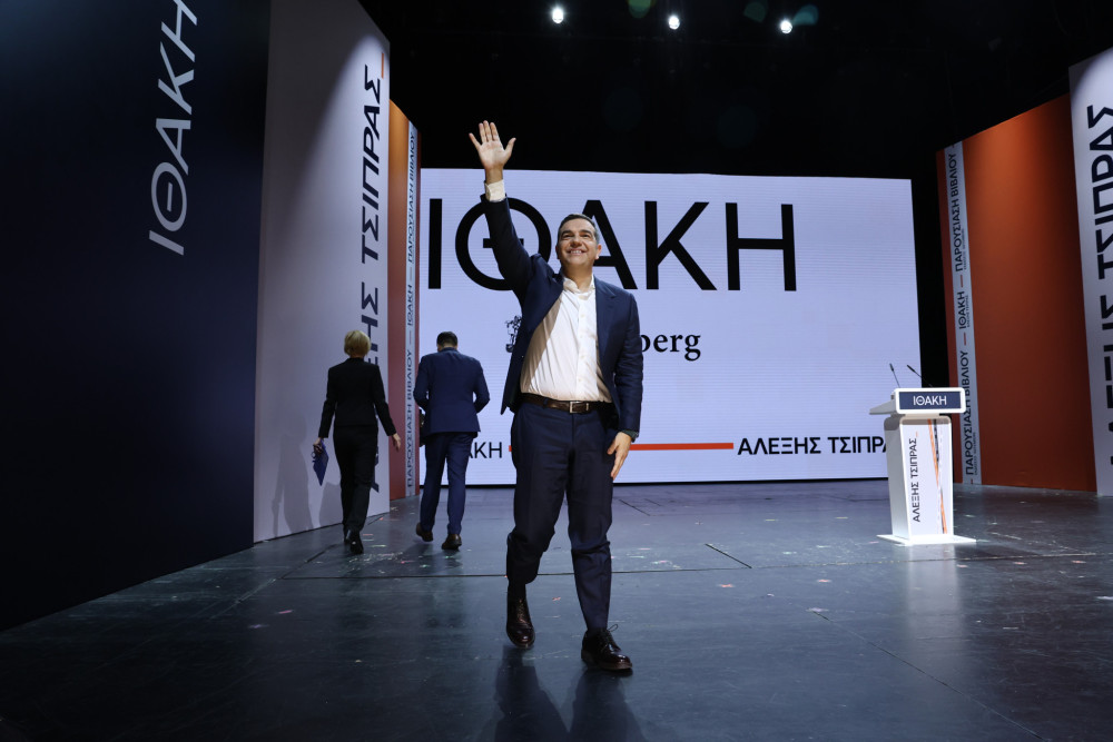 Γκάλοπ-κόλαφος για Τσίπρα: Ασυνεπής, ανειλικρινής, χωρίς πλεονεκτήματα