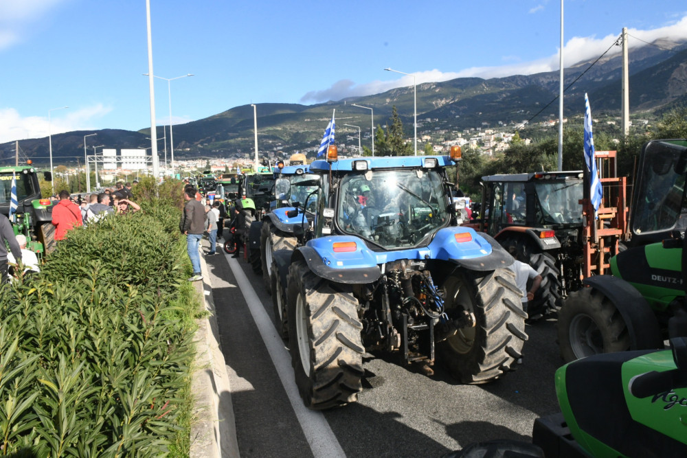 Δικογραφίες από την Αστυνομία για τα μπλόκα στη Δυτική Ελλάδα