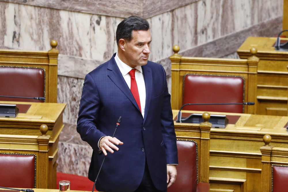 Δίκη Novartis: προβλήθηκε βίντεο με δήθεν «απαγωγή» της Μανωλίδου για να «πιεστεί» ο Γεωργιάδης