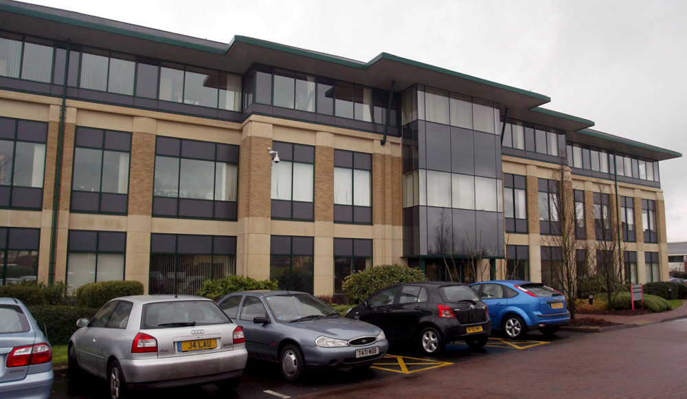 Αγγλία - Νέα υπόθεση «Πελικό»: 49χρονος κατηγορείται για 13 χρόνια κακοποίησης της συζύγου του