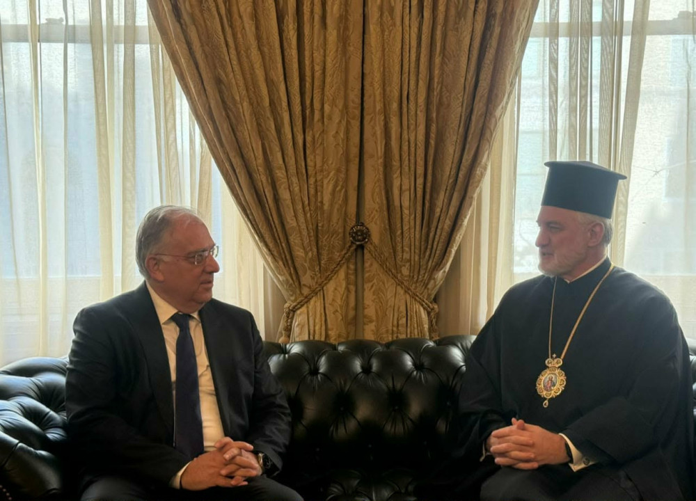 Τάκης Θεοδωρικάκος: συναντήθηκε με τον Αρχιεπίσκοπο Αμερικής κ.κ. Ελπιδοφόρο