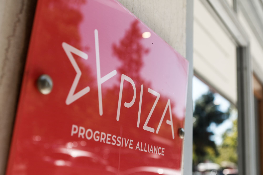 Εν αναμονή των τίτλων τέλους του ΣΥΡΙΖΑ: τα σκωτσέζικα ντους του Αλέξη και η αγωνία της… δρακογενιάς