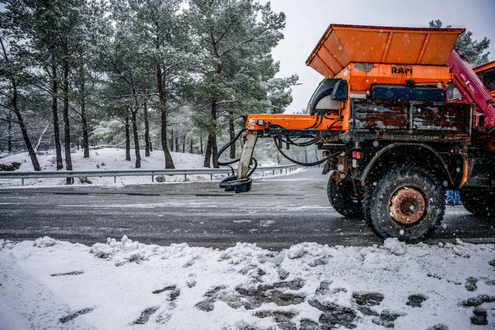 Καιρός: Πρωτοχρονιά με παγετό και χιόνια - Η Αττική στους 2°C, η Θεσσαλονίκη στους -3 (video)