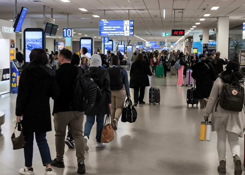 Διεθνής Αερολιμένας Αθηνών: νέο ιστορικό ρεκόρ επιβατικής κίνησης το 2025 με 34 εκατ. επιβάτες