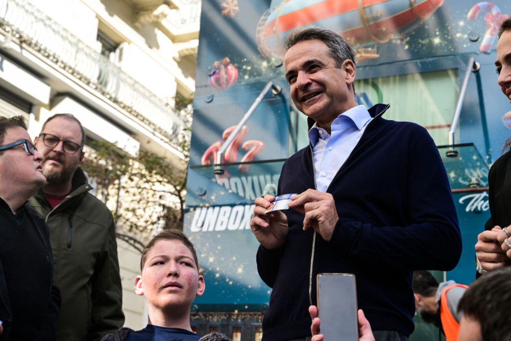 Κυριάκος Μητσοτάκης: είδε από κοντά στο μετρό τις νέες παροχές για ΑμεΑ με την κάρτα αναπηρίας