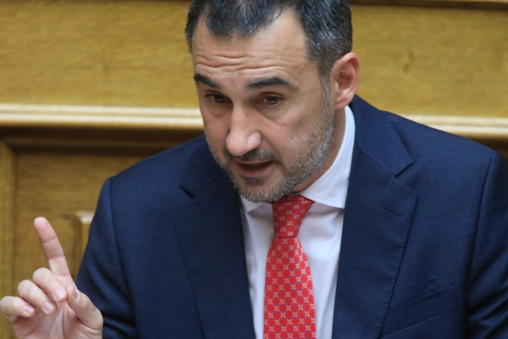 Μείωση εξοπλισμών, αύξηση κινδύνων - το δόγμα Χαρίτση