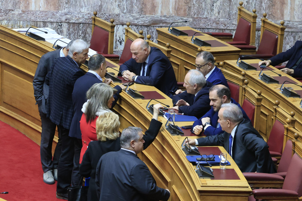 Βουλή: υπερψηφίστηκε το νομοσχέδιο για τη μετάβαση του ΟΠΕΚΕΠΕ στην ΑΑΔΕ