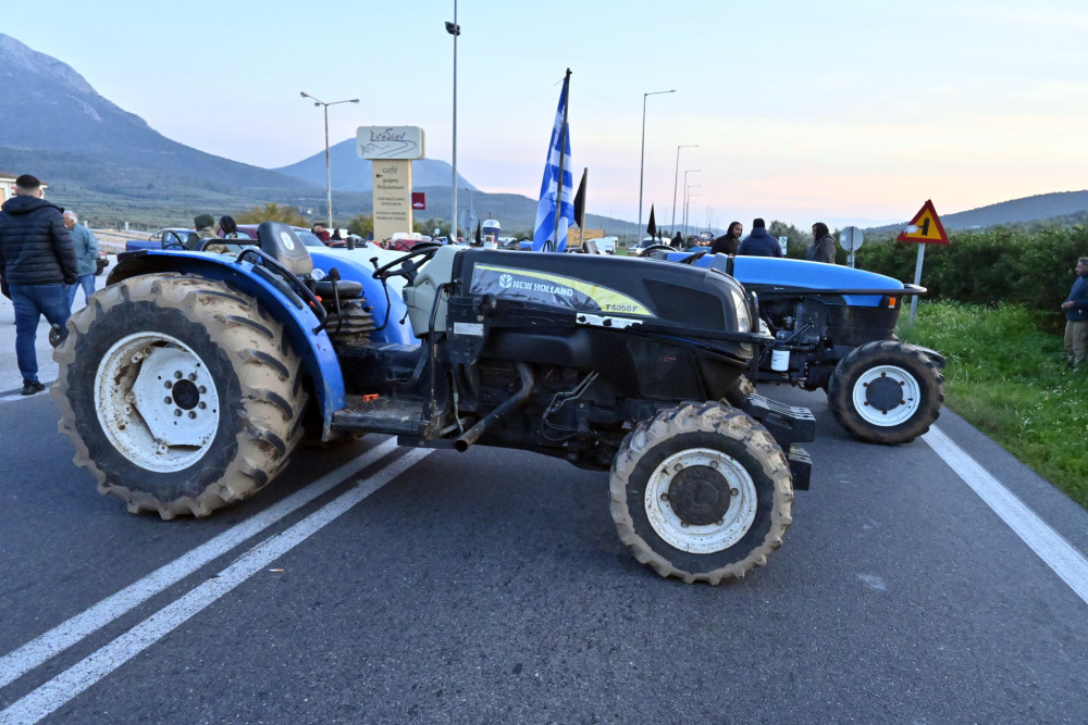 Σκληραίνει το μέτωπο κυβέρνησης-αγροτών: Διάλογος με όρους και «κόκκινες γραμμές»