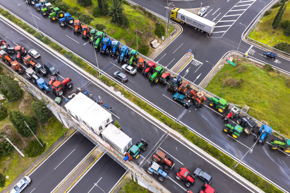 Ποιος κοινωνικός αυτοματισμός, σύντροφοι; Κάτι έχετε μπερδέψει