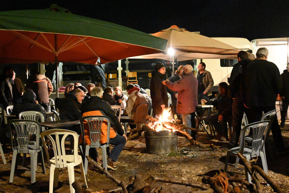 Από τα τρακτέρ στα Μάλγαρα - Οι αγρότες ετοιμάζονται για πανελλαδική σύσκεψη
