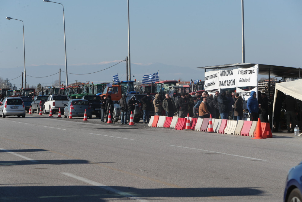 Αγρότες: κλείνουν τα Μάλγαρα - Σκέψεις για επ’ αόριστον  αποκλεισμό των τελωνείων