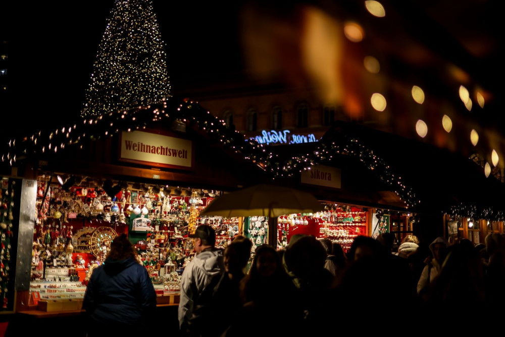 Πολωνία: συνελήφθη φοιτητής που ετοίμαζε επίθεση σε χριστουγεννιάτικη αγορά