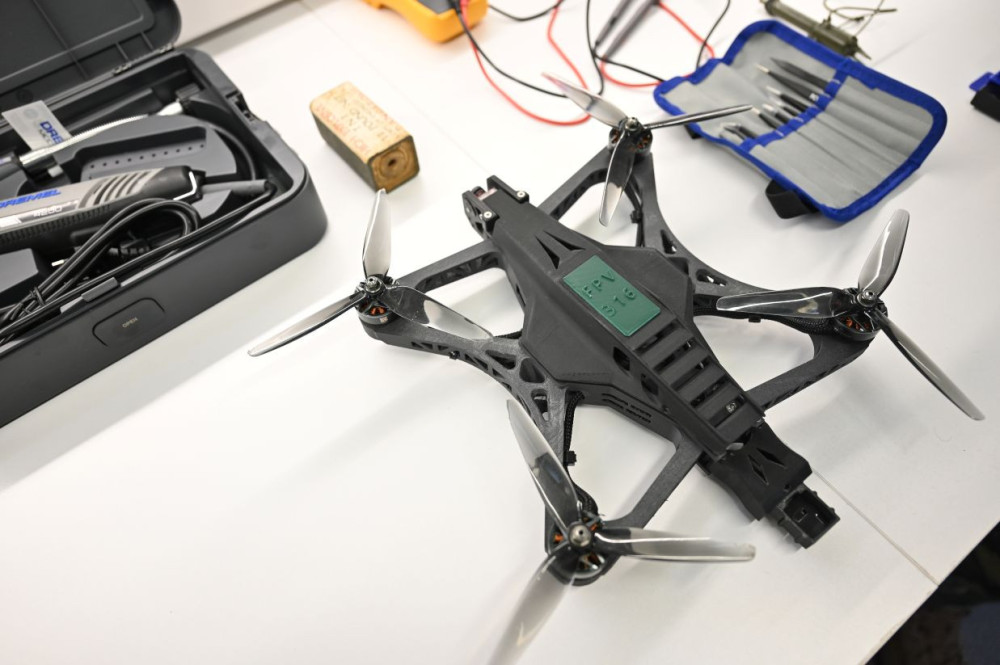 Εγχειρίδιο για τη χρήση και αντιμετώπιση drones εξέδωσε το ΓΕΣ