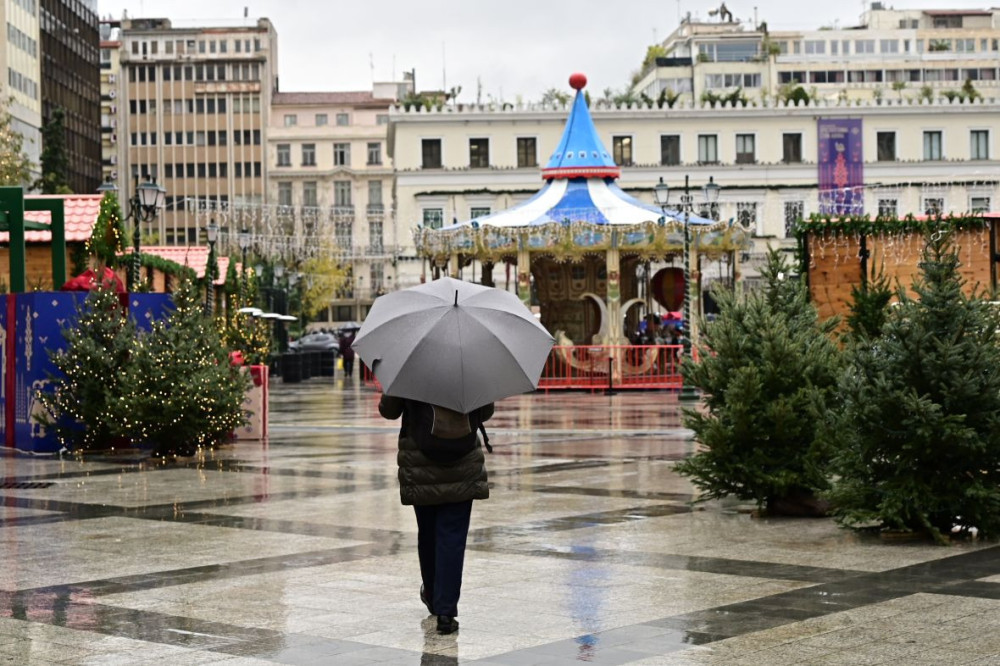 Meteo: μεγάλα ύψη βροχής στην Αττική - Δεκάδες κλήσεις στην πυροσβεστική