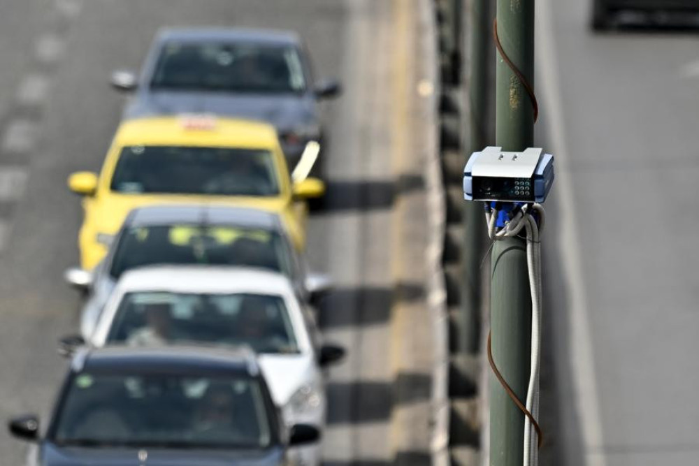 Πού τοποθετήθηκαν οι πρώτες κάμερες με AI στην Αττική - Πώς θα φτάνουν οι κλήσεις (video)