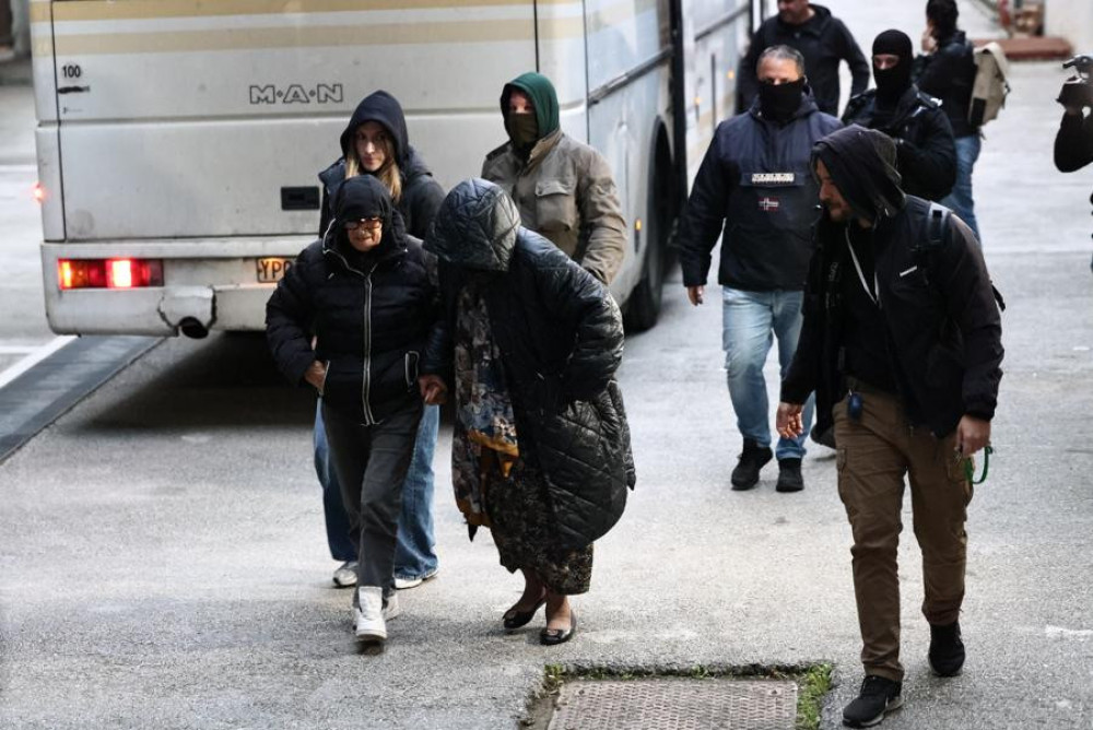 ΟΠΕΚΕΠΕ: στην Εισαγγελία, στην Αθήνα, οι συλληφθέντες από την Κρήτη (photos & video)