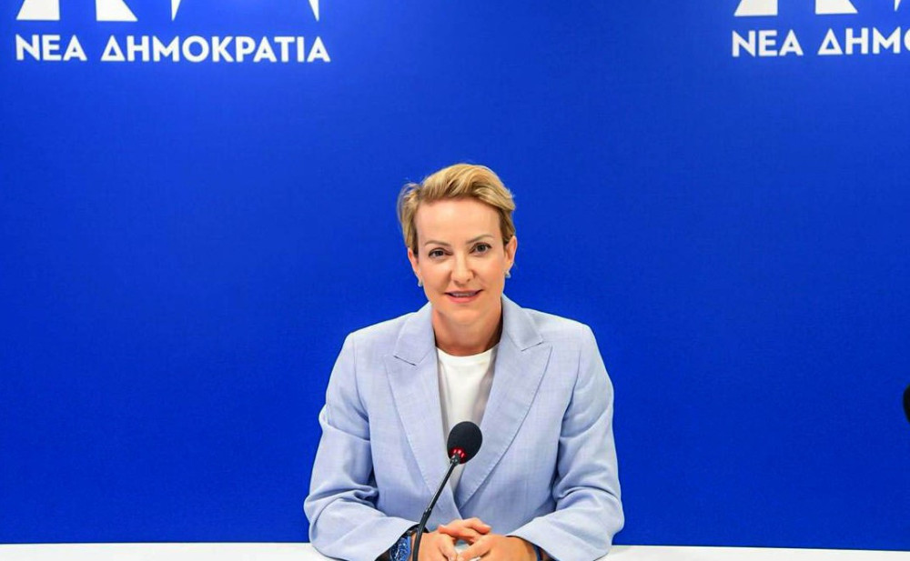 Αλεξάνδρα Σδούκου: Η κυβέρνηση καλεί τους αγρότες σε διάλογο