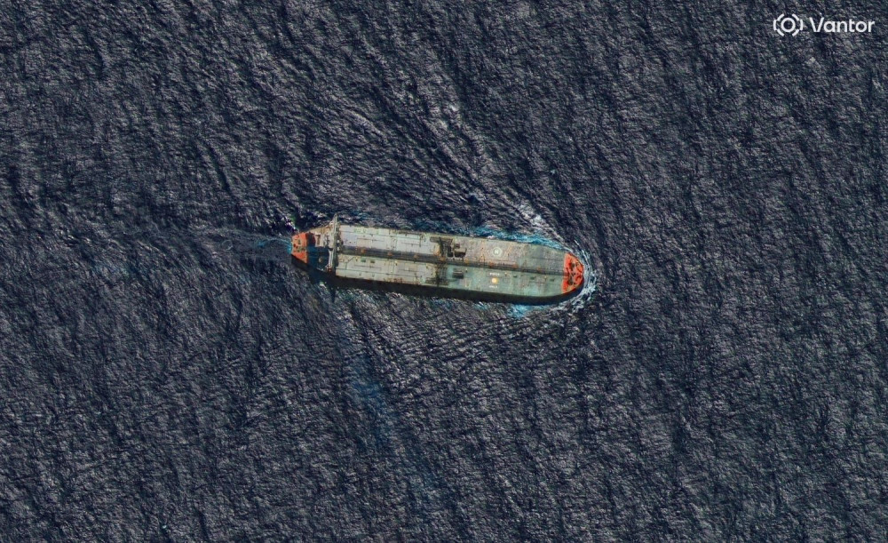 Μεσόγειος: το Κίεβο έπληξε με drone τάνκερ του ρωσικού «σκιώδους στόλου» (video)