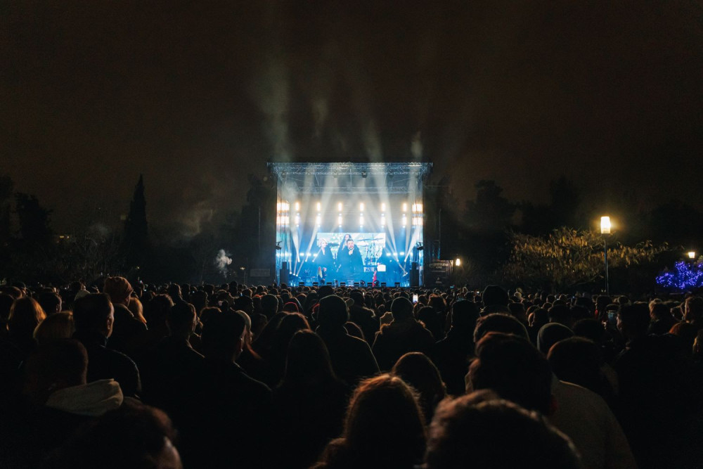 Νίκος Χαρδαλιάς: «Η Αττική μας φωτίστηκε απ’ άκρη σε άκρη για να υποδεχθεί το 2026»