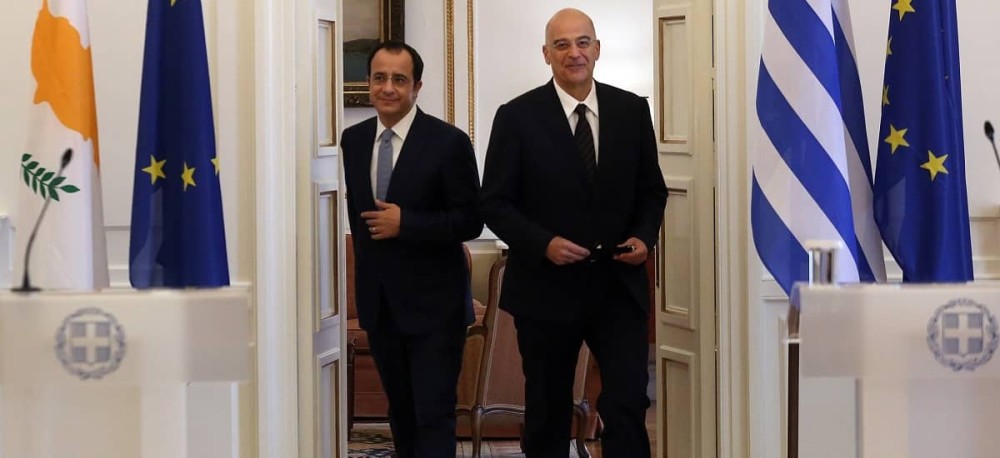 Επικοινωνία Δένδια &#8211; Χριστοδουλίδη για την τουρκική παραβατικότητα