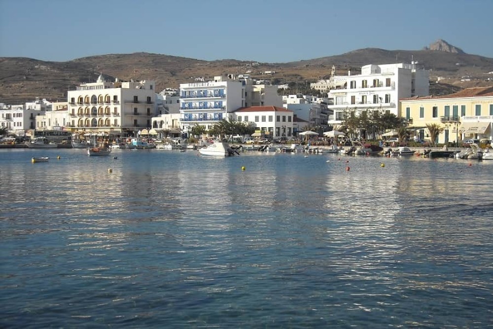 Κορωνοϊός: Σε καλό δρόμο οι αφίξεις επισκεπτών στην Τήνο, παρά την κρίση