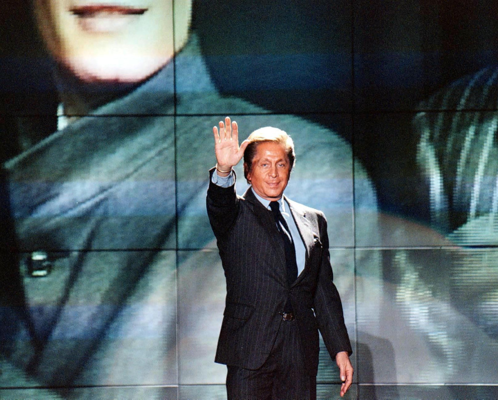 Πέθανε ο διάσημος σχεδιαστής μόδας Βαλεντίνο σε ηλικία 93 ετών