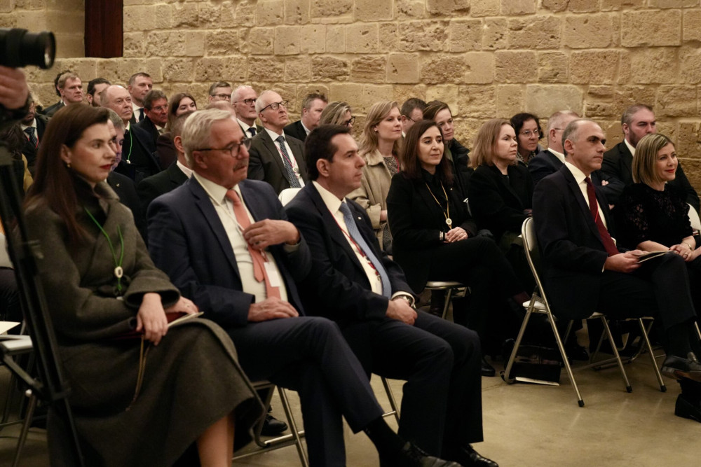 Νότης Μηταράκης στην COSAC: Ασφάλεια και μετανάστευση βασικές προκλήσεις της ΕΕ