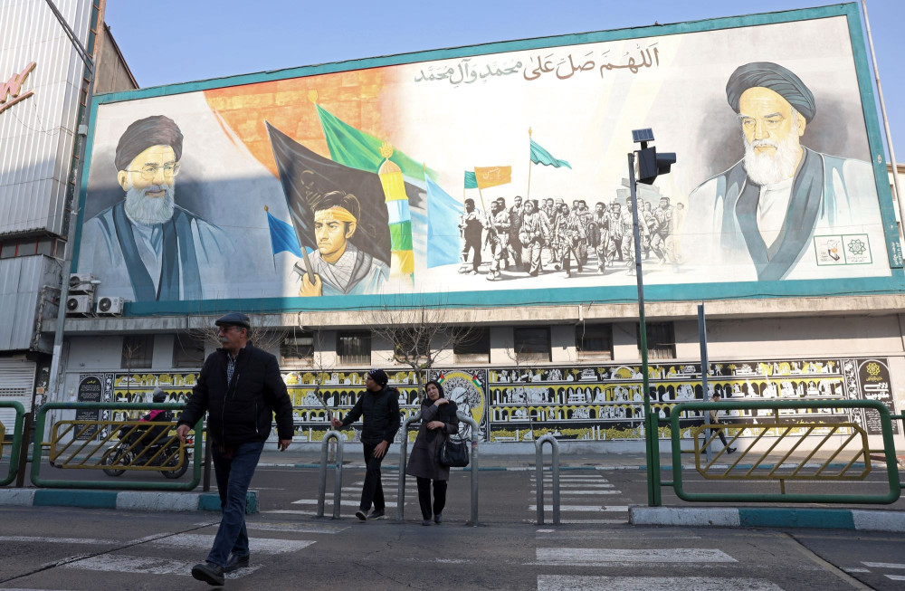 Σιωπητήριο της Αριστεράς για τους μουλάδες του Ιράν