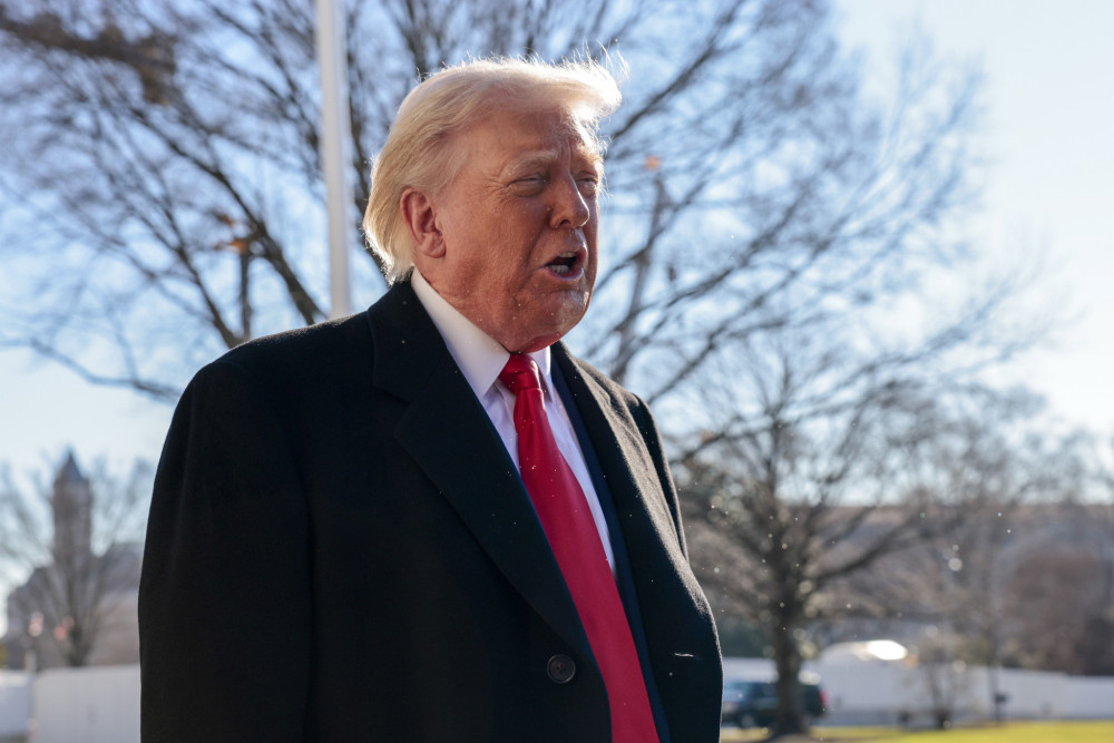 Ντόναλντ Τραμπ: Πολίτες των ΗΠΑ και σύμμαχοί μας πρέπει να αποχωρήσουν από το Ιράν