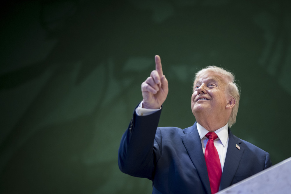 Ντόναλντ Τραμπ για Ιράν: ενισχυμένη στρατιωτική δύναμη και επικίνδυνα σενάρια