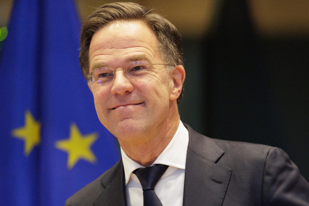 Μαρκ Ρούτε: Συμφωνία με Τραμπ για δύο «άξονες εργασίας» - Τι σημαίνει για τη Γροιλανδία