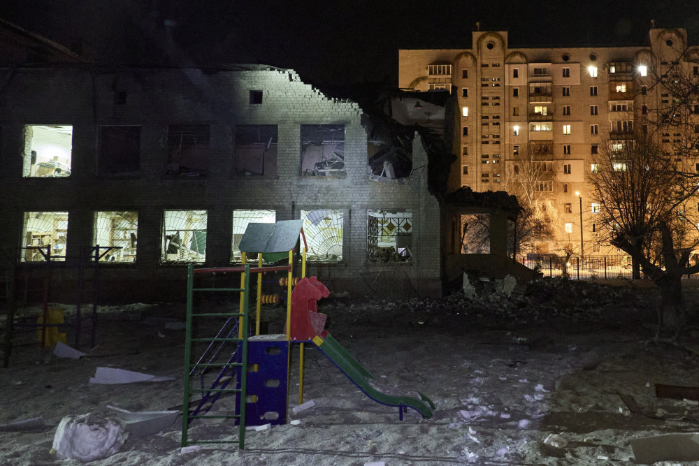 Επίθεση με ρωσικά drones σε επιβατικό τρένο στο Χάρκοβο - Ο Ζελένσκι καταγγέλλει τρομοκρατία