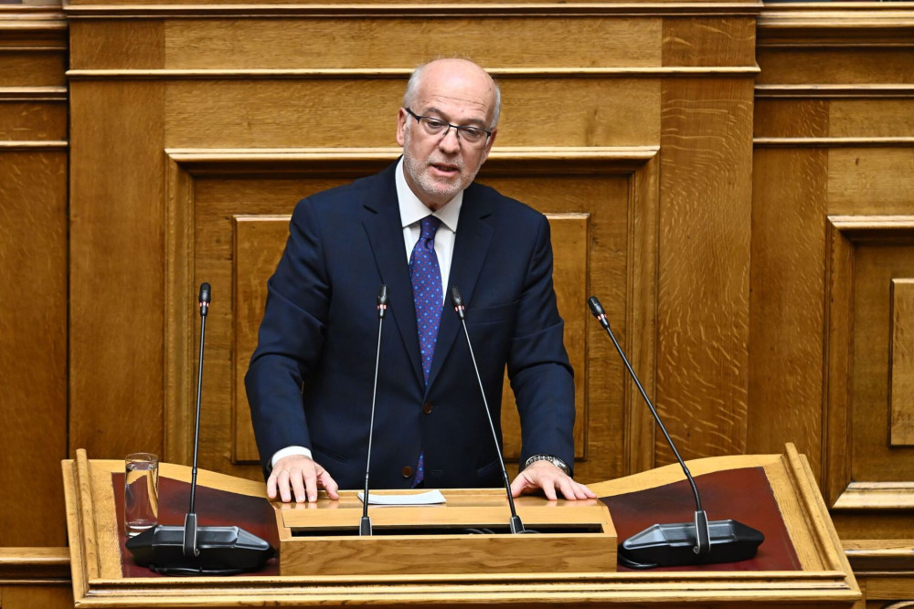 Πυρά Φλωρίδη στην αντιπολίτευση για τα Τέμπη: Πολιτική συνωμοσία - Ζητούν παραίτηση αντί για συγγνώμη (video)