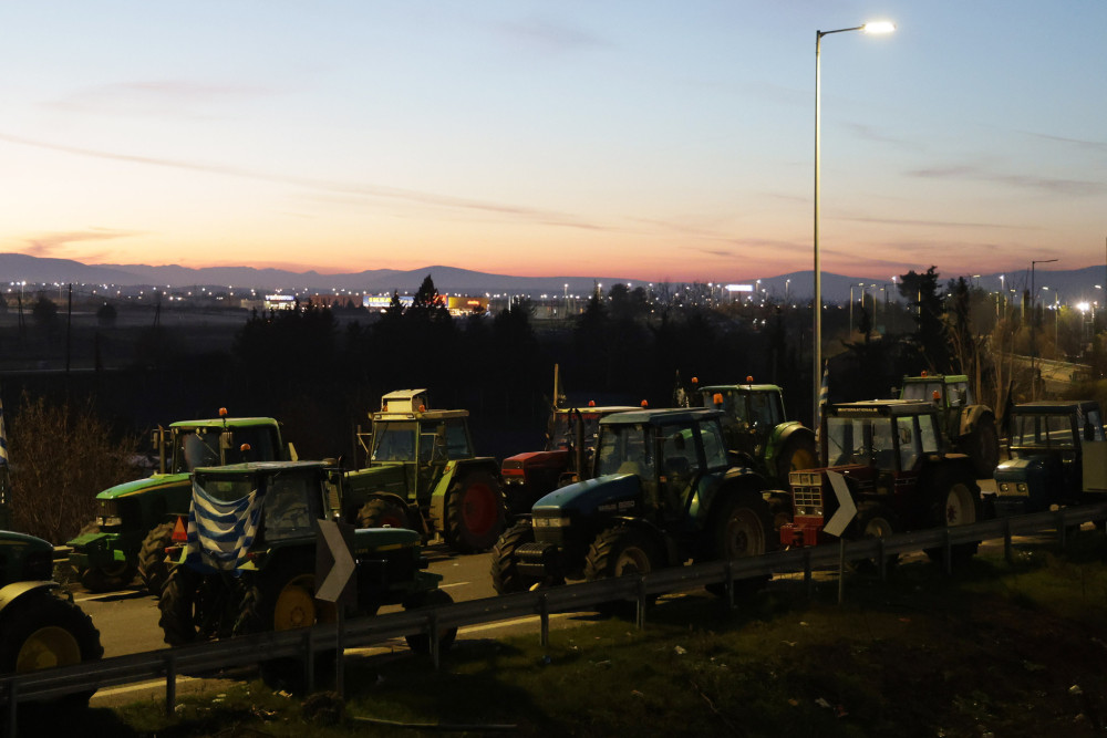 Αιχμές του Μάρκου Λέγγα κατά του Ρίζου Μαρούδα: Αγνοεί τα αιτήματα της Κορινθίας - «Εμείς δεν παίρνουμε επιδότηση 120.000 ευρώ»